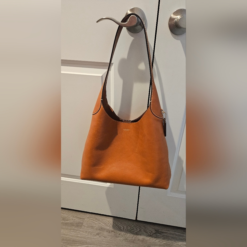 Coach Brooklyn 34 Toffee Camel Brown Leather Shoulder Bag